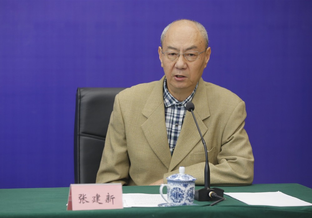 学院教授,成都预防医学会会长,四川省健康管理师协会副会长张建新回答