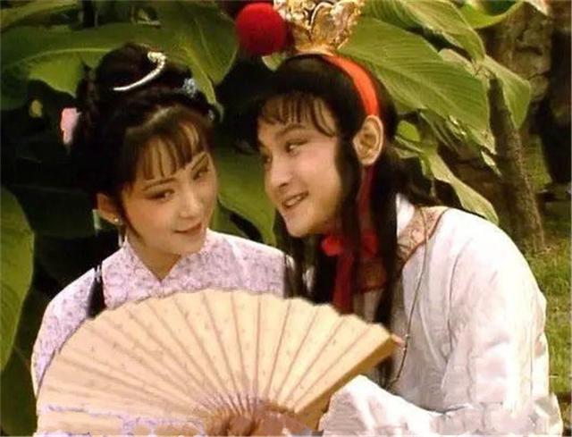 贾宝玉|红楼梦：真正得到贾宝玉的不是林黛玉，也不是薛宝钗，而是晴雯