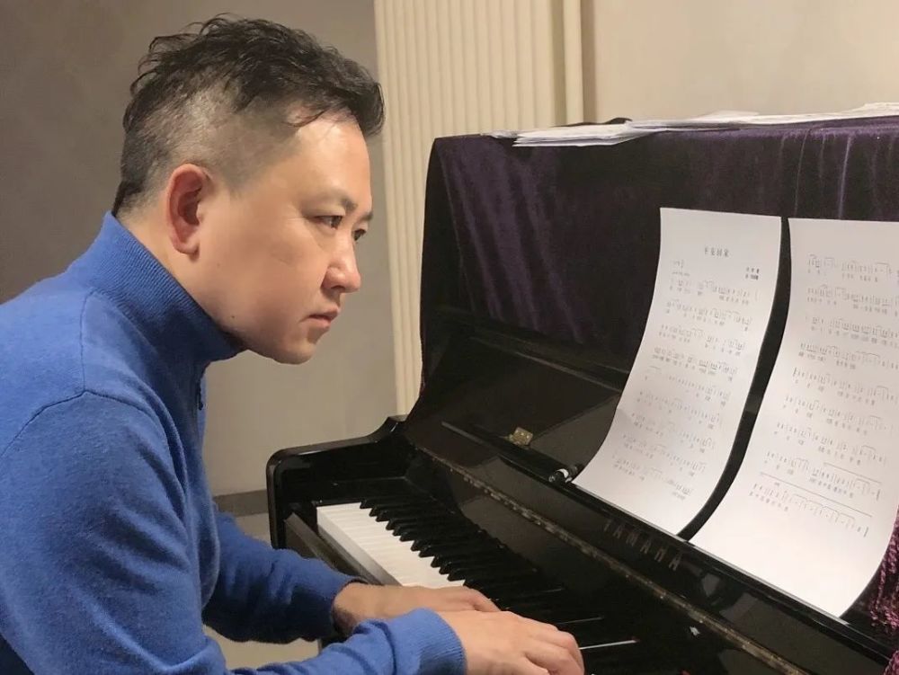 (张绍春)(张文博)为爱逆行疫情发生以来来自全国各地的医护人员 军人