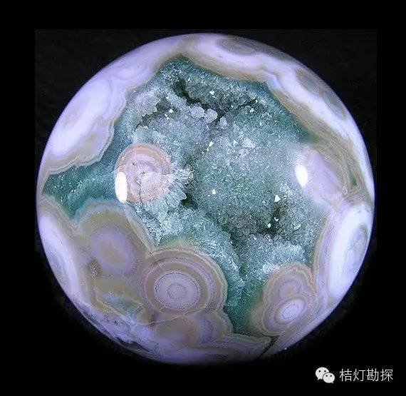 银星石|太少见了！石头开花，见者好运！