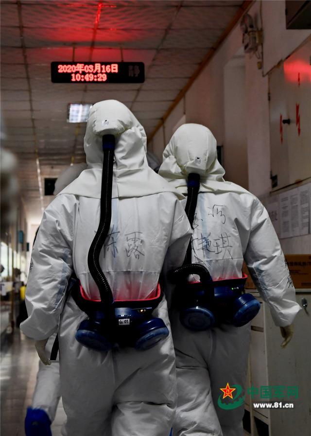 中部战区总医院感染专区重症监护室暴风眼上的守护神