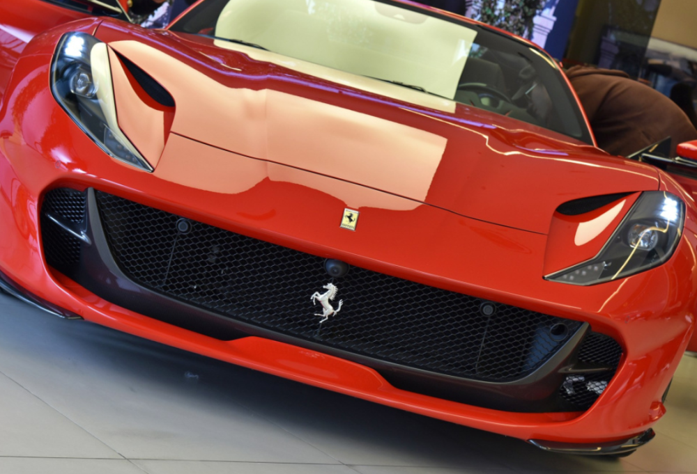 车界带"马标"四款车,一个让人望尘莫及,一个被老百姓独宠