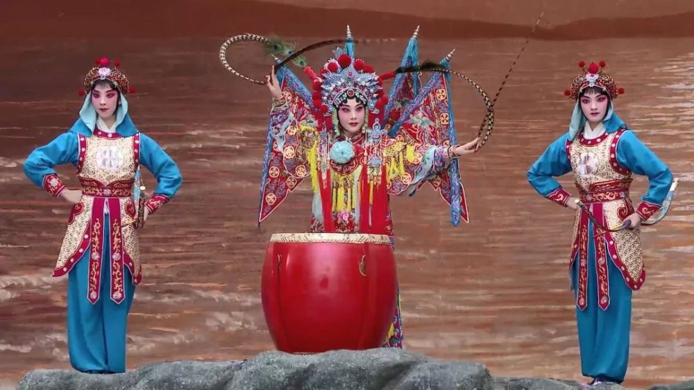 京剧|京剧《安国夫人》梁红玉 文韬武略，巾帼英雄