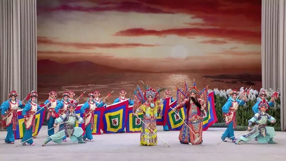 京剧|京剧《安国夫人》梁红玉 文韬武略，巾帼英雄