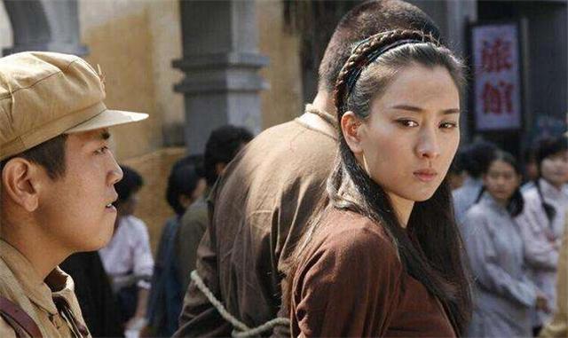 湘西最美女匪首,杀一个日军陪一晚,杀五个直接下嫁