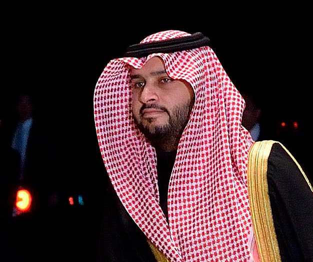 沙特最帅王子猝死图片