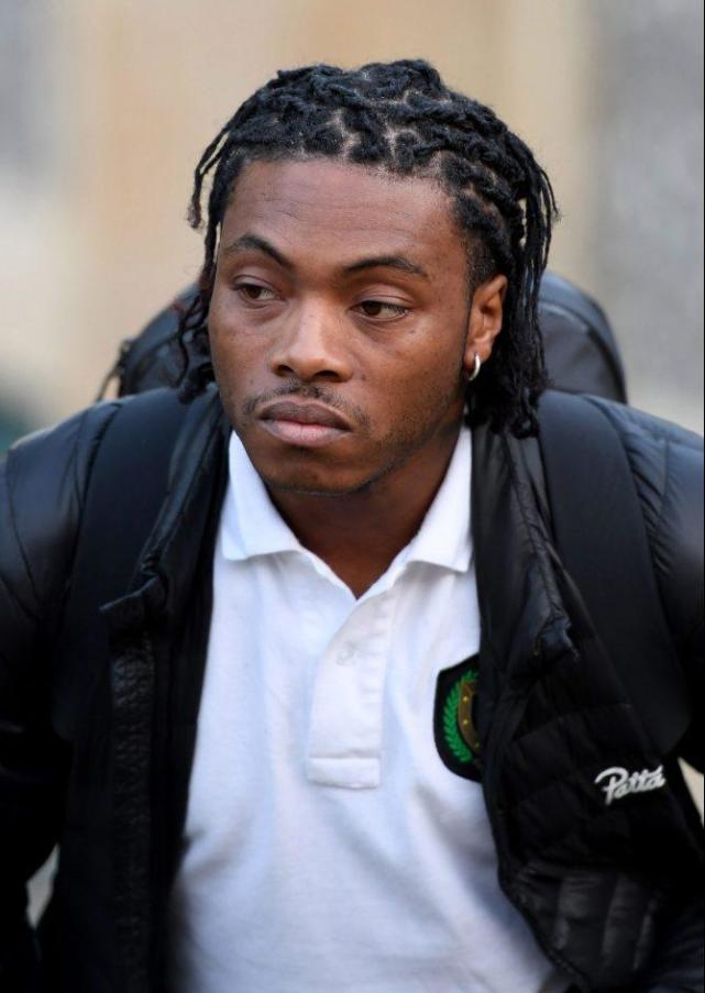 英国黑人男歌手给女友 服用过量迷幻药 致其死亡并拍摄全过程|西昂