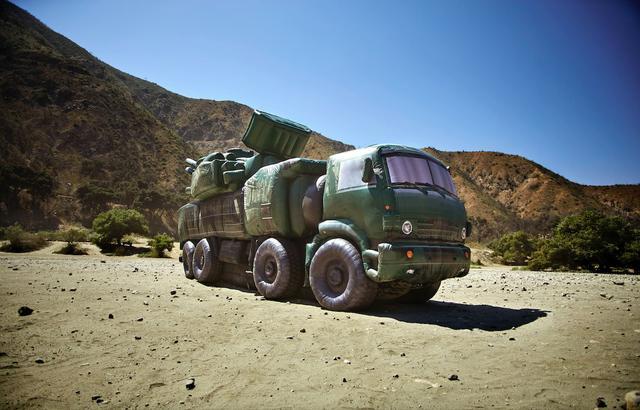 图为铠甲s1防空系统气球假目标