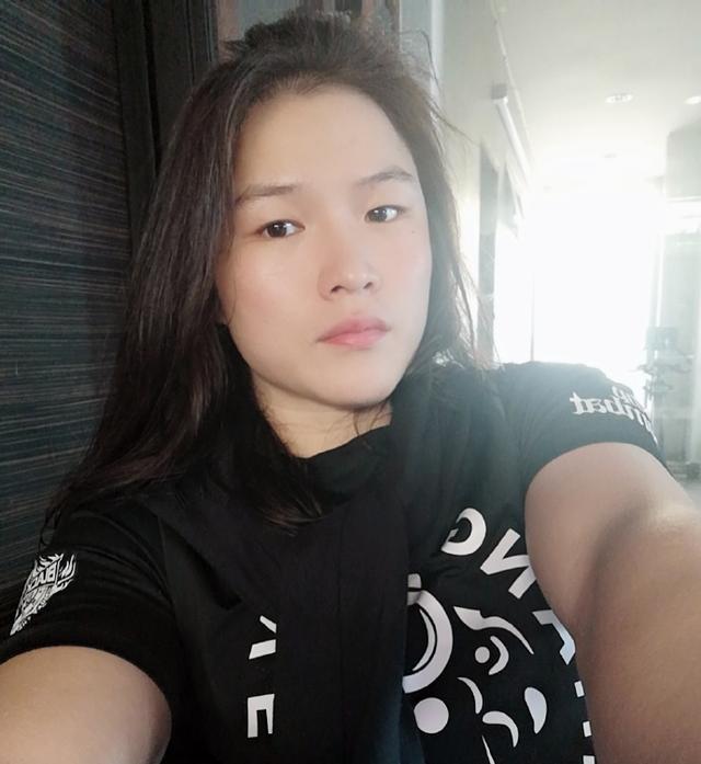 格斗女王张伟丽脱去战袍变身大美女这波闺房照我给满分