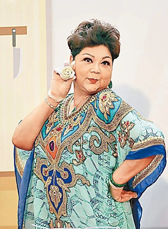 tvb爱国女艺人肥妈3层村屋豪宅曝光市值2千万有泳池花园还能种菜