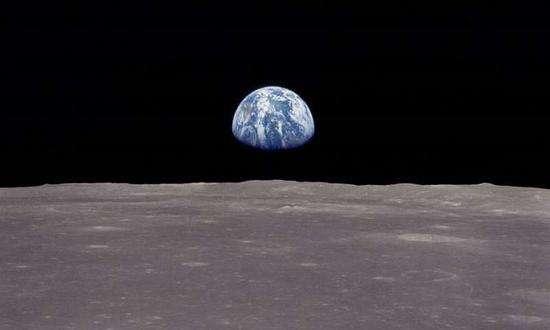 月球|从月球上眺望地球，为什么有人说会感到恐惧？到底在恐惧什么？