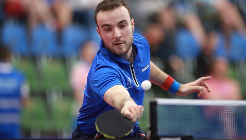 西蒙翻身记从最佳背景板到赛场主角