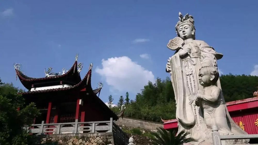 今天,全世界供奉陈靖姑的临水宫有几千座,信众遍及东南亚,北美等地.