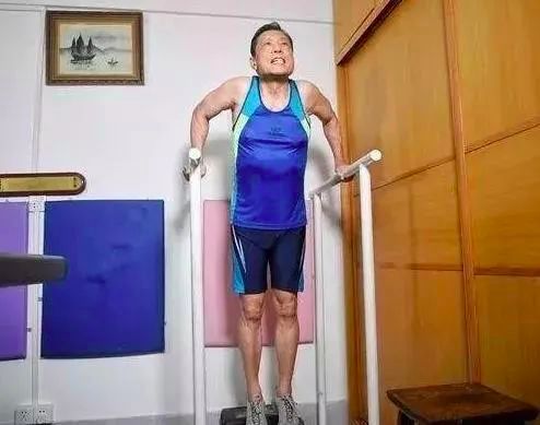 84岁钟南山"肌肉照"刷屏,自曝年轻时最爱这种运动