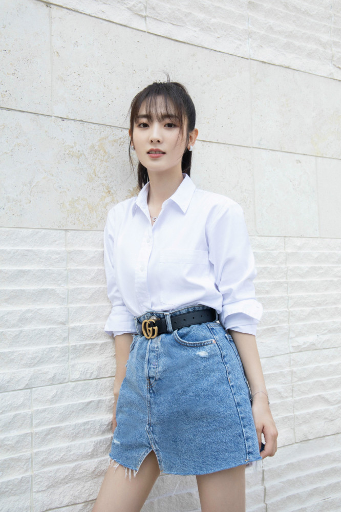 据先导预告片中透露的剧情看,邢菲和金泽之间的感情戏还真不少,不过