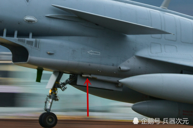 这种机炮同样装备在歼10上