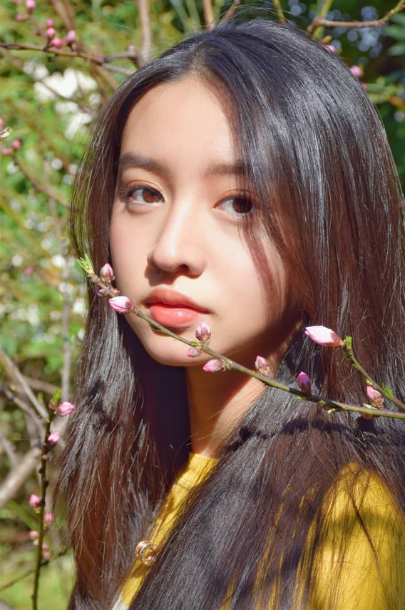 木村拓哉18岁女儿心美出道即登 Vogue 封面 靓样激似工藤静香 腾讯新闻