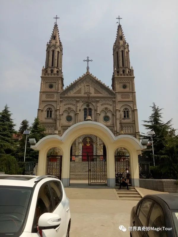 实拍山西新绛天主教堂中国四大哥特式教堂之一