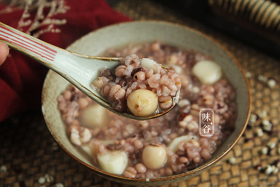 【芡实山药粥】