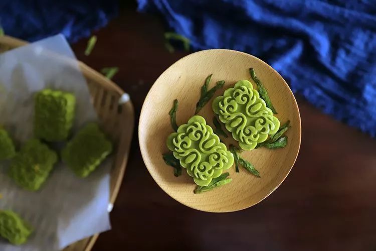 以茶入菜是为了成全春天的浪漫