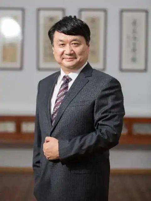 战疫江苏锡山高级中学校长唐江澎培养善良而智慧的问题解决者
