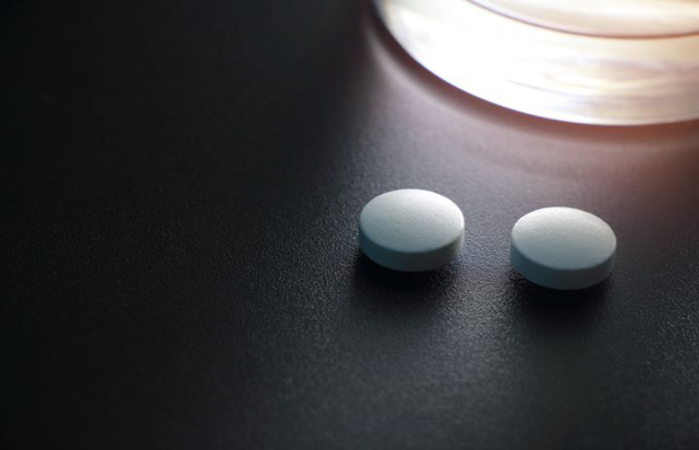 4种常见的安眠药服用时一定要注意这几点可能会成瘾考虑清楚再吃