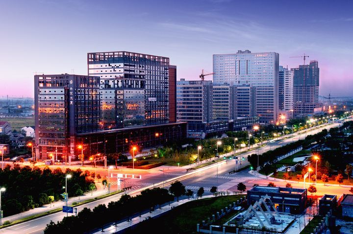 当然,无论绍兴县撤县与否,都已经阻止不了慈溪超越绍兴县的局势.