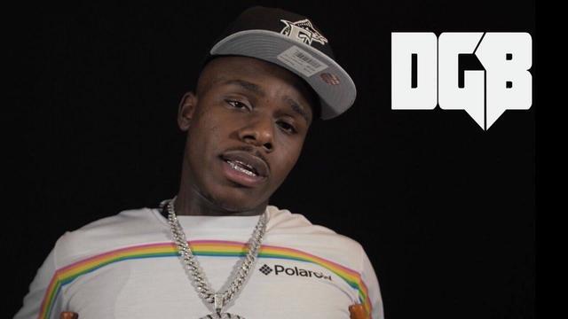 据悉当时dababy周围被粉丝堵得水泄不通,这个时候一