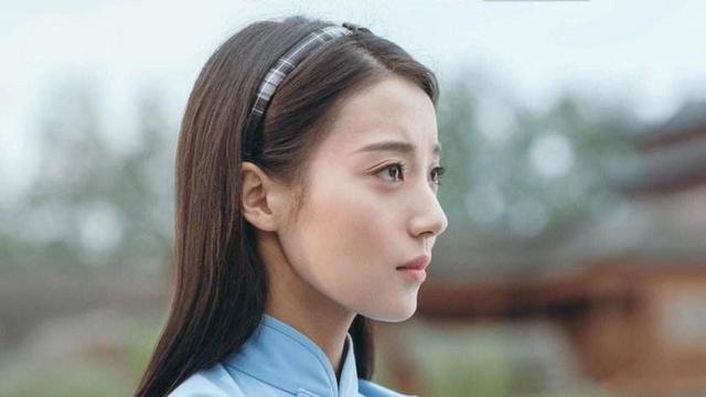 看完了《永不解密》,追过了《谍影风云》,又被这四本谍战小说迷住