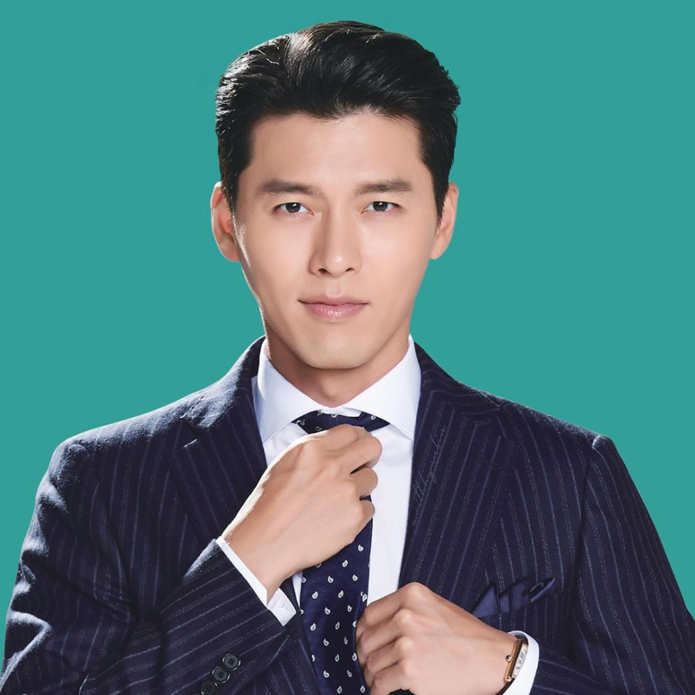 颜值无死角的玄彬面对怼脸镜头害羞了