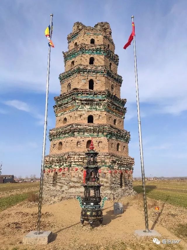 襄汾有座灵光寺琉璃宝塔