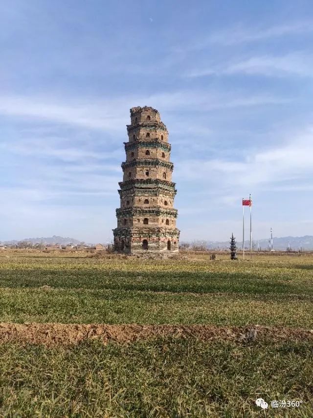 襄汾有座靈光寺琉璃寶塔