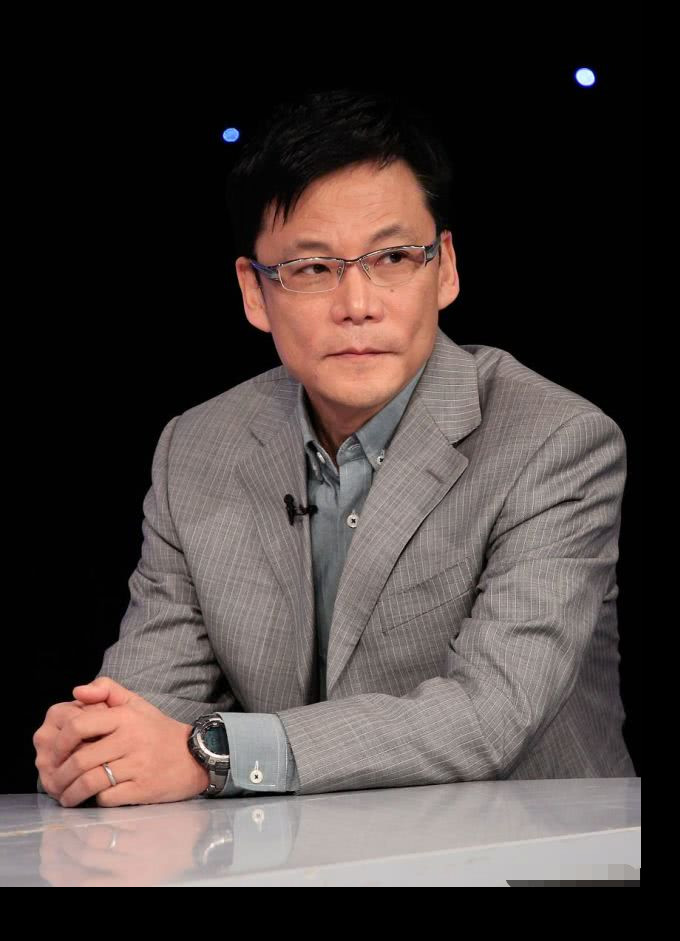 疫情一线医护子女高考加分,李国庆坚决反对,网友3种态度创和谐
