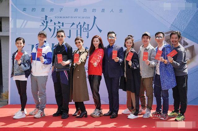 尤其是那一帮扮演配角的演员们.真可以说是各有奇招,高下难分啊.