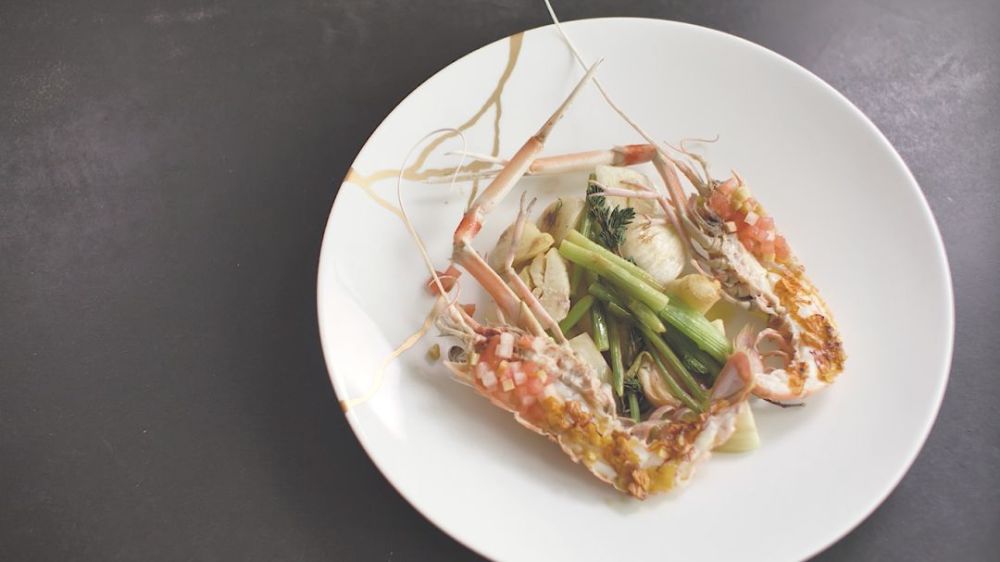 这道菜也是复刻的日剧《东京大饭店》里的食谱,之前做过抹茶意面的