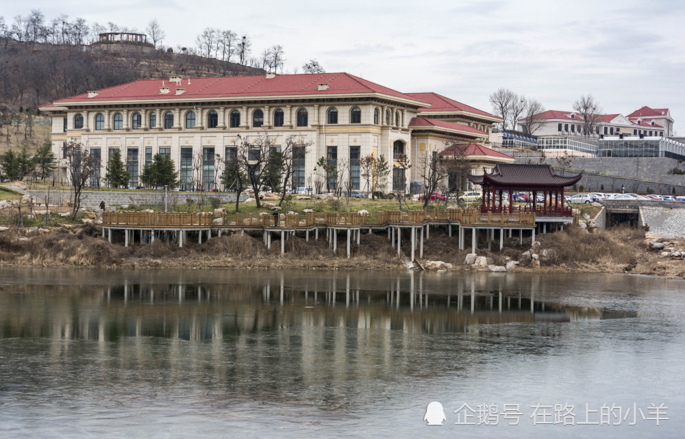 烟台这所低调的大学，在外地没啥名气，但省内却比烟台大学更出名