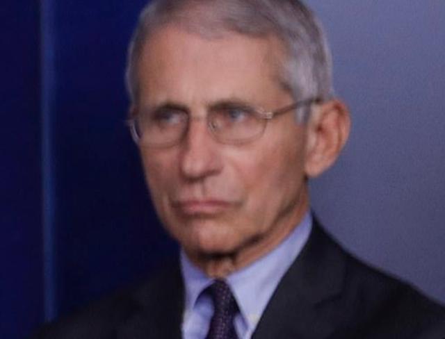 玛丽亚·施赖弗|正面硬刚特朗普，福奇：我不是危言耸听的人，我是现实主义者