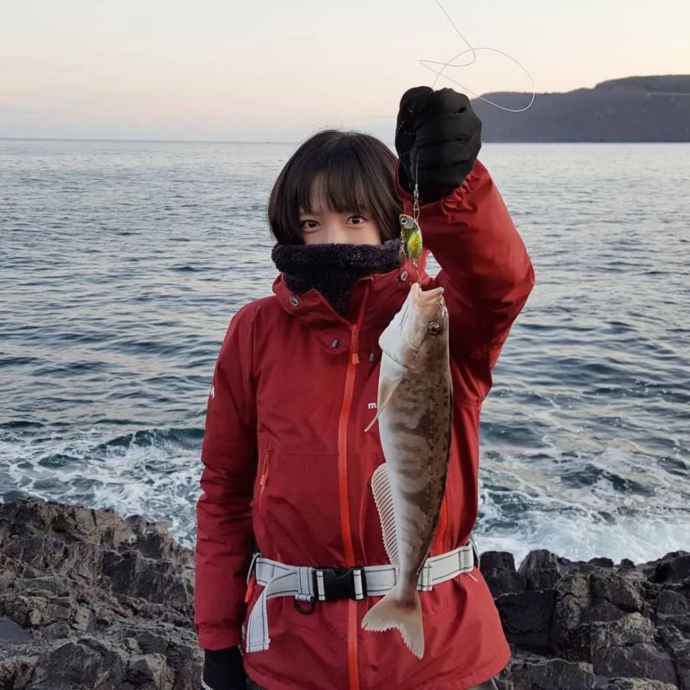 住森林小木屋 在零下30度钓鱼 这位 北海道李子柒 引网友追捧 腾讯新闻