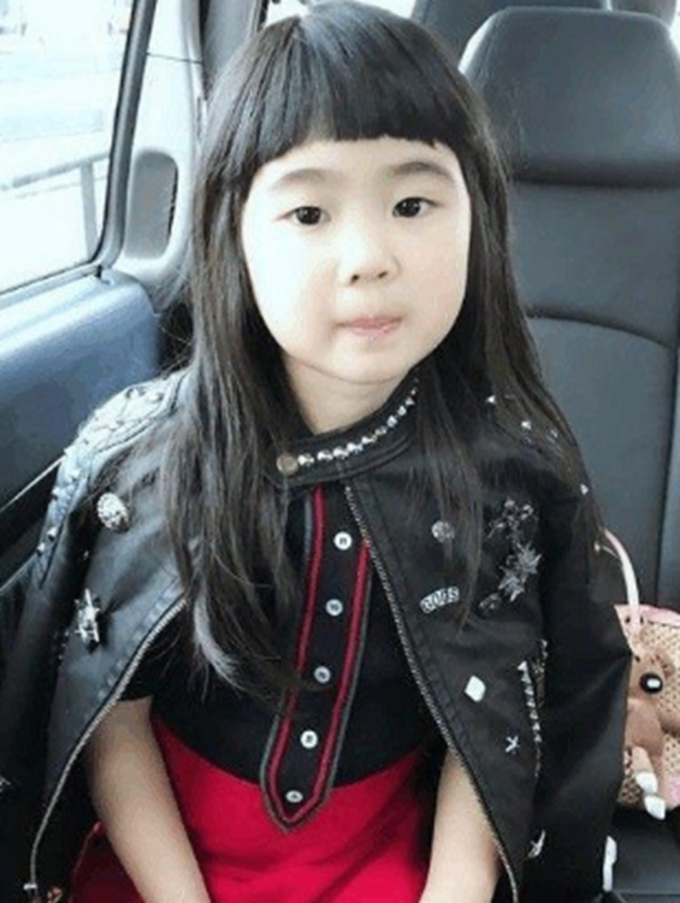 有一种"整容"叫童星长大了,甜馨更美了,小沈阳的女儿变化最大_腾讯新