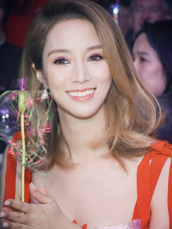 徐子淇这才是"贵妇脸"!女神打扮走活动,李嘉欣看了都自叹不如