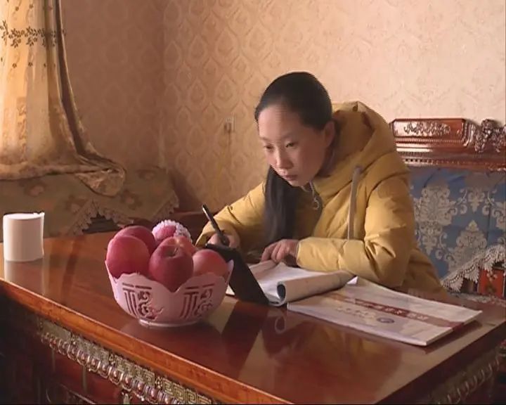 辽宁省鞍山市高新区实验学校运用希沃录播,给巴青县中学的孩子们送去