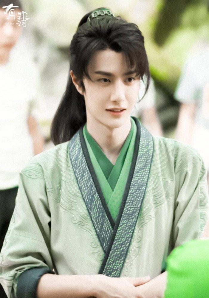 陳情令 有翡 王一博 ワン イーボー 谢允 ぬいぐるみ+服 セット