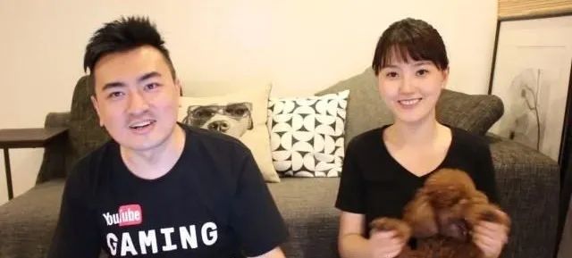 因侍寝故事成油管最红的中国网红夫妻老高和小茉是如何做到的