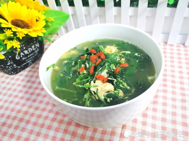 2元1把菜叶做个减脂营养汤汤鲜美味5分钟搞定上桌