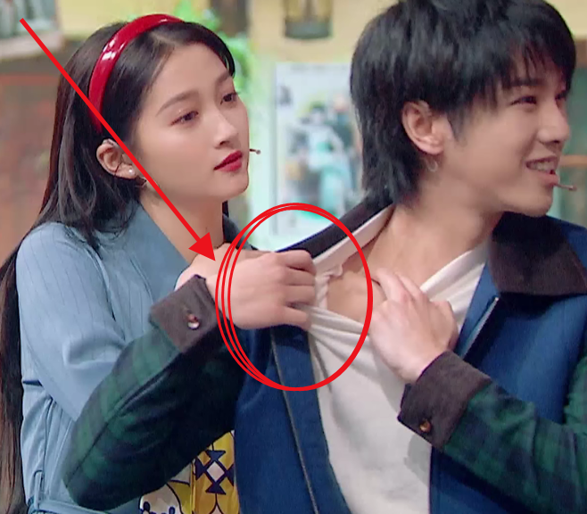 华晨宇"撩"开衣领,关晓彤就直接上手,这么快就"装"不下去了?_腾讯新闻