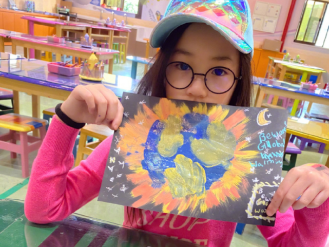 吴欣怡才是整容式长大小时候颜值随爸如今却意外撞脸钟丽缇