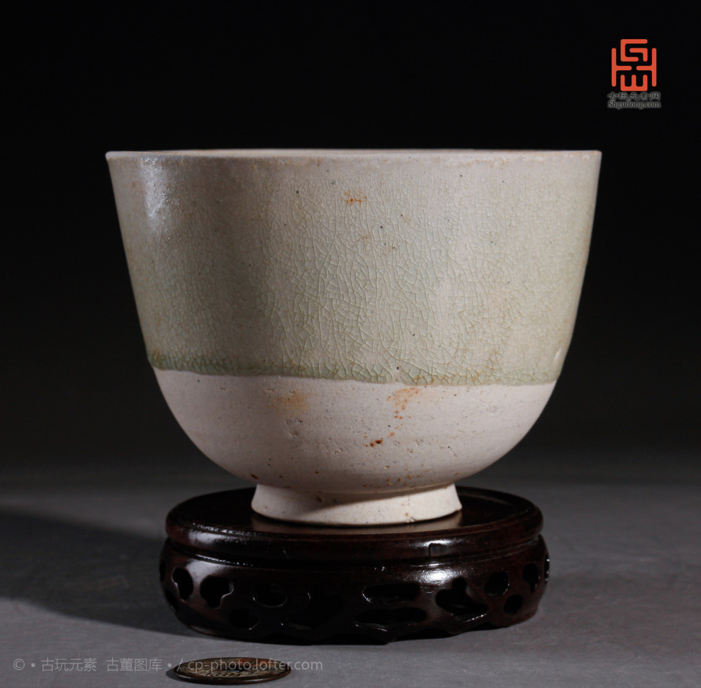 隋相州窑青釉深腹大杯