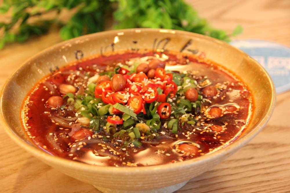 酸辣粉好吃在于汤,教你在家做出饭店水平