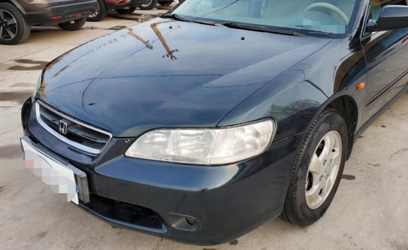 低调人士02年加价10万买雅阁满车都是黑科技当年因加价被指责