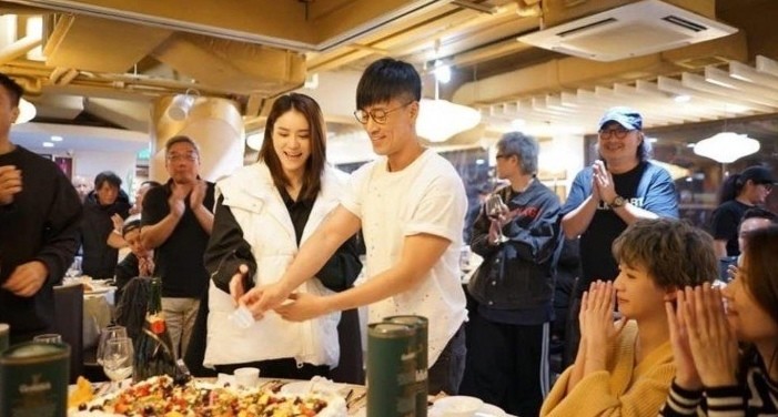 吴千语|吴千语深夜转发：感情的事不能说天长地久，就算分开，也希望他是个正直的人